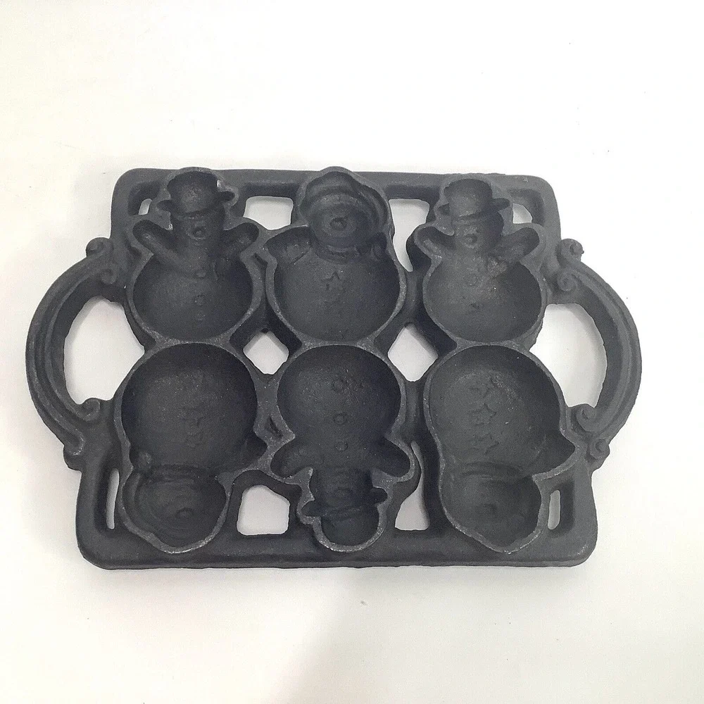 Cast Iron Snowman Winter Holiday 6 Muffin Pan Mold Cornbread Gingerbread Black